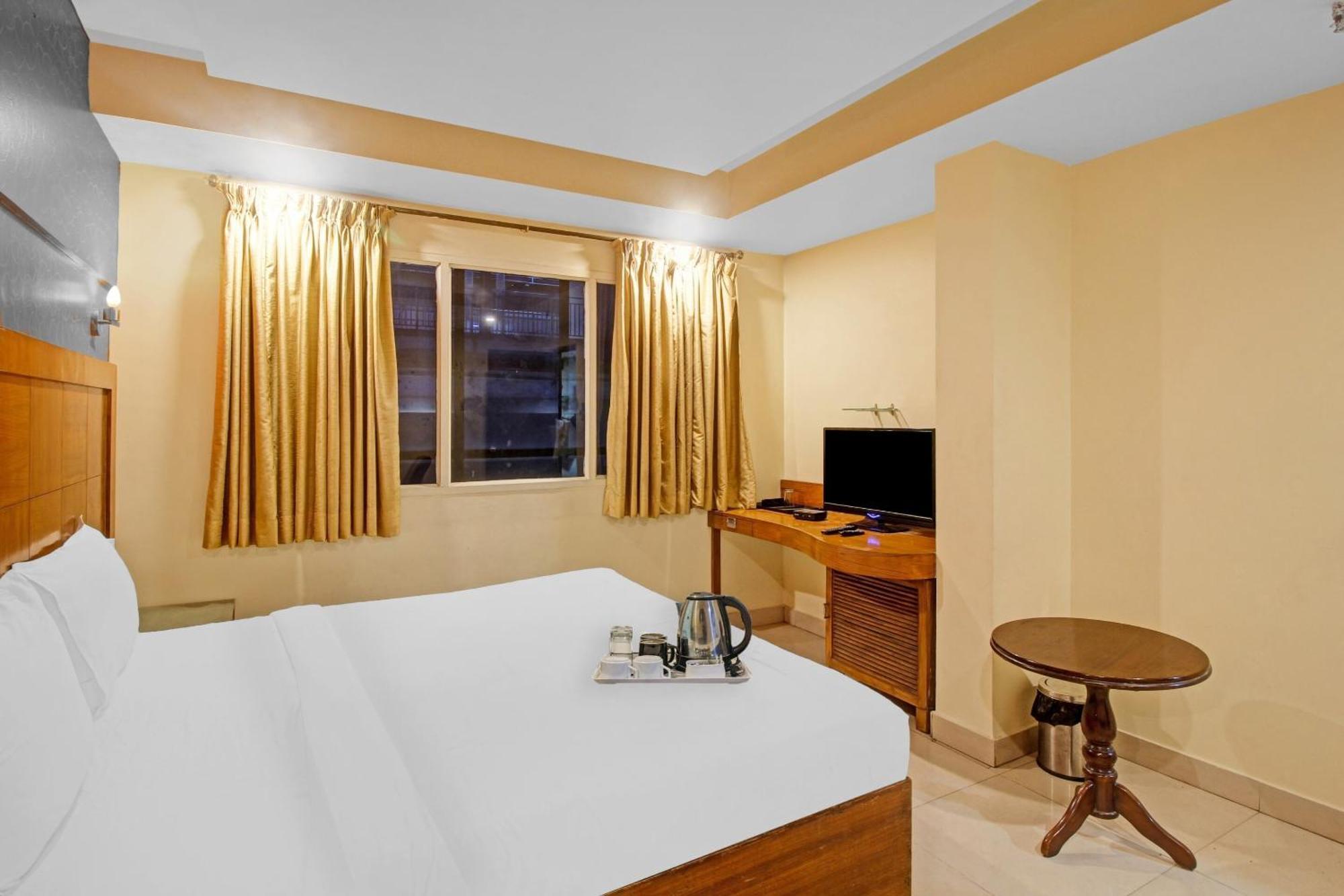 Townhouse The Grand Plaza Hotel Haidarábád Kültér fotó