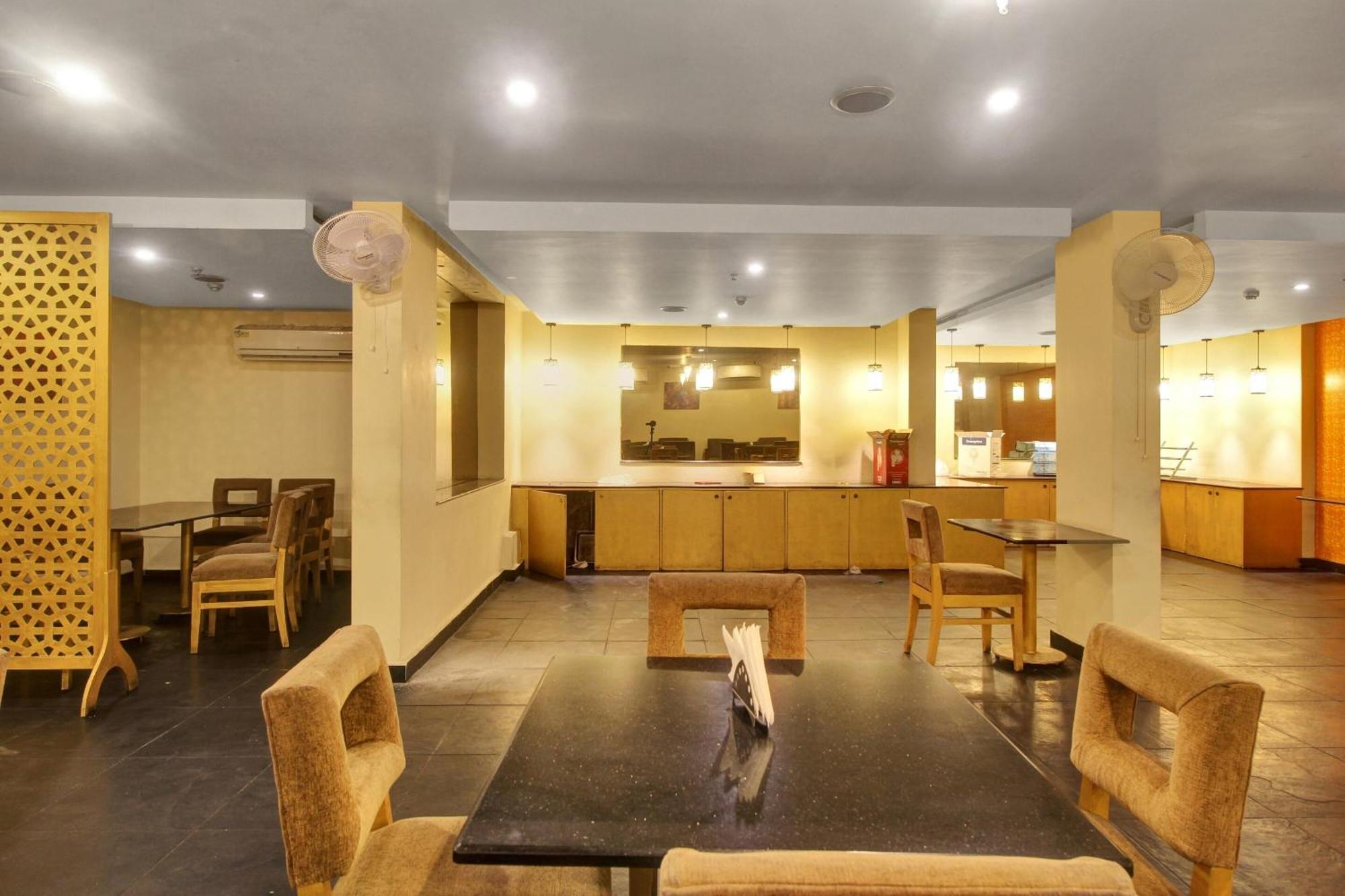 Townhouse The Grand Plaza Hotel Haidarábád Kültér fotó